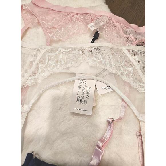 3 Nwt Lace Garters- Victoria's Secret & Change Lingerie #500 - Picture 4 of 6